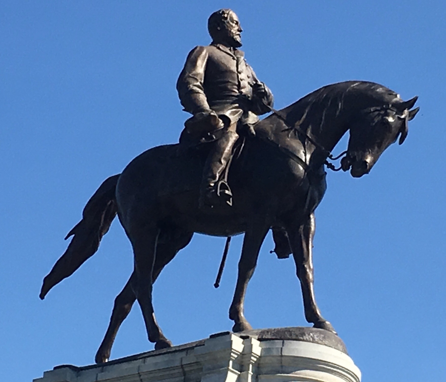 Robert E. Lee Bronze Monument, Richmond Virginia